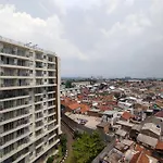 Strategic And Comfortable 2Br Apartment At Gateway Pasteur By Travelio
